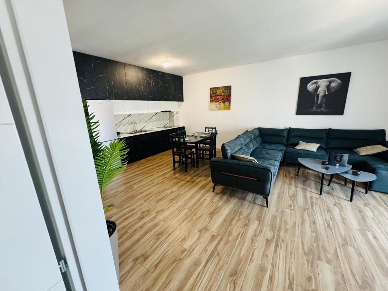 Apartamente تيرانا المظهر الخارجي الصورة